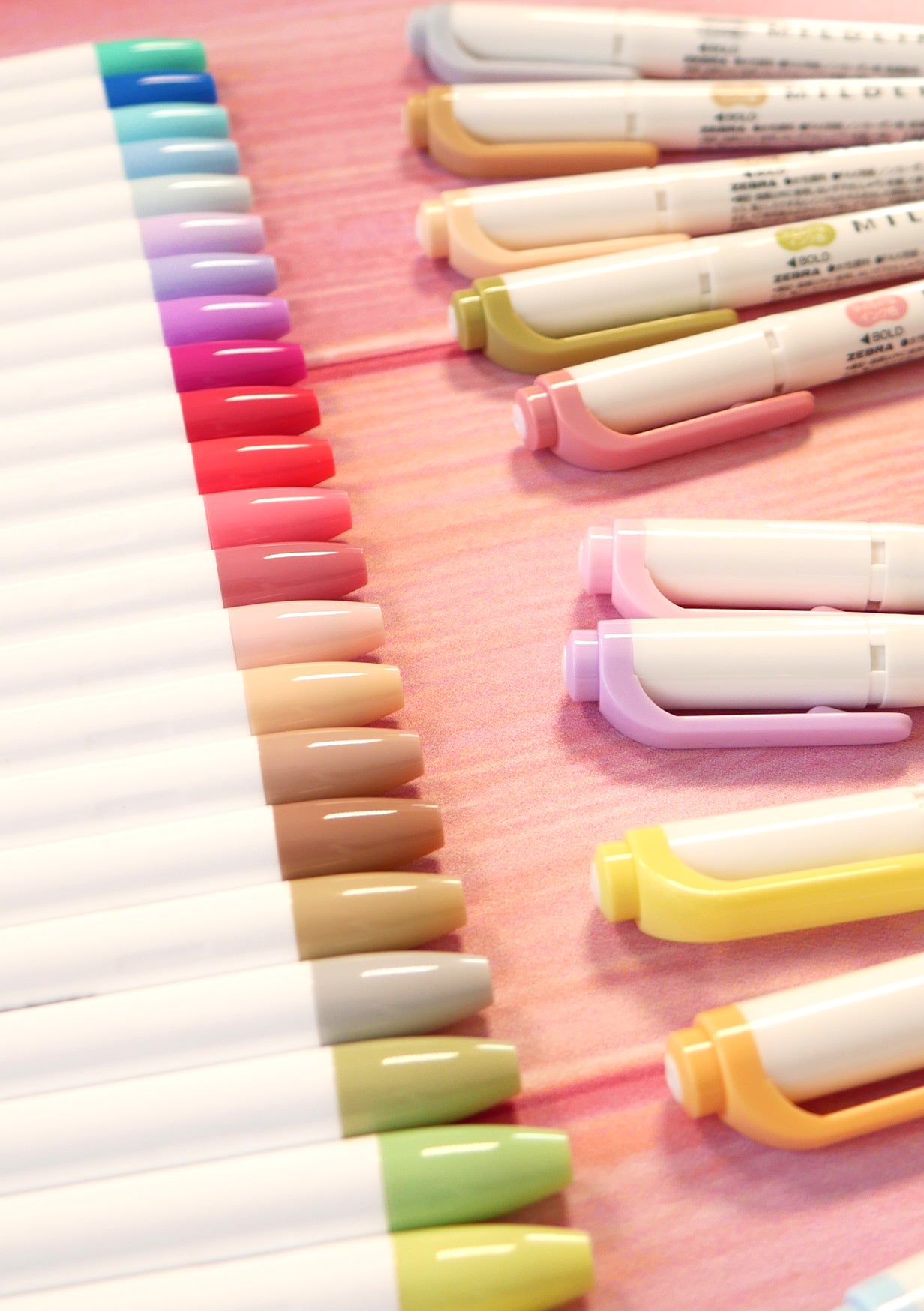 stylos-feutres-crayons-kawaii-journal