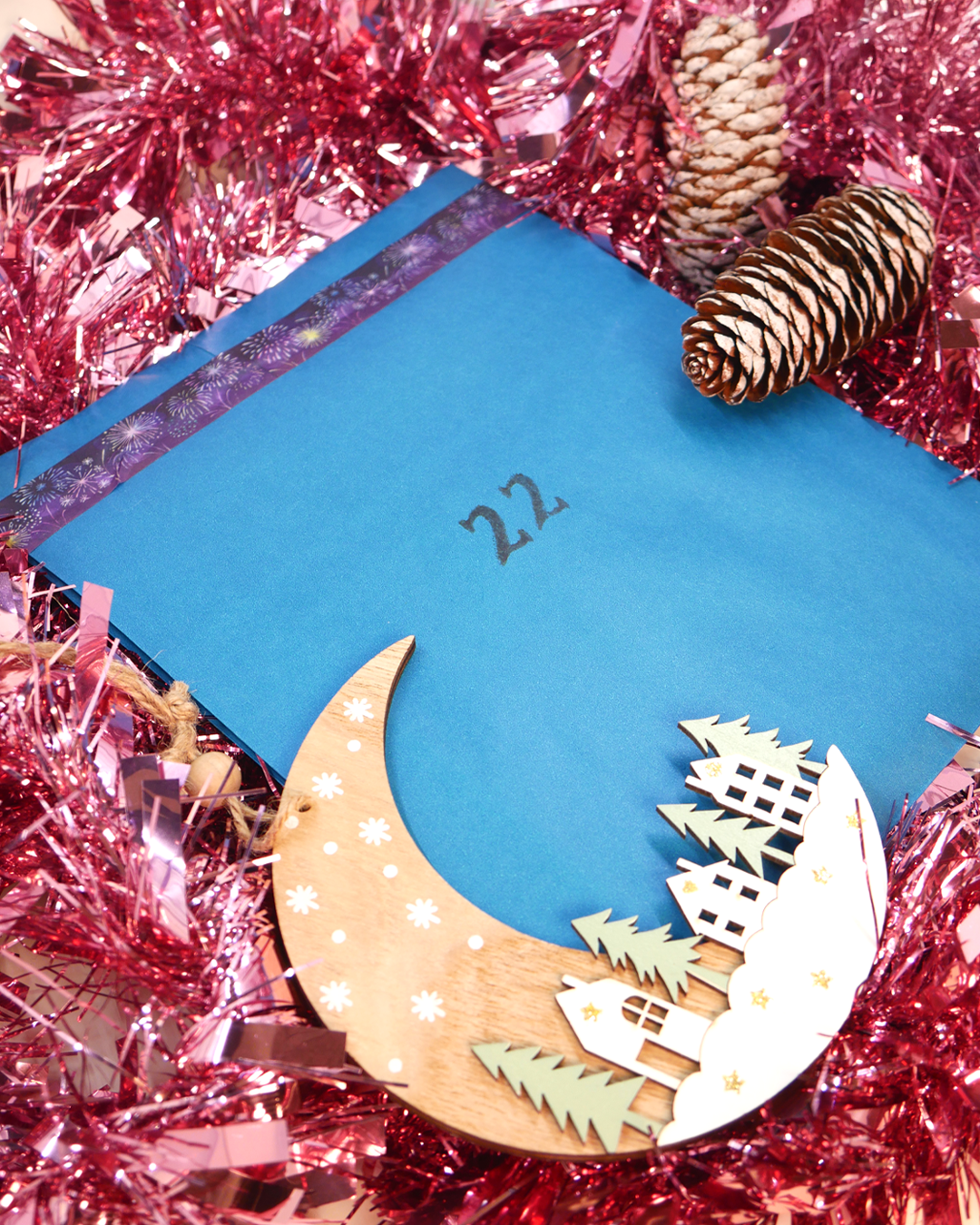 Calendrier de l'Avent de papeterie kawaii du Japon · 2025 pochette bleue
