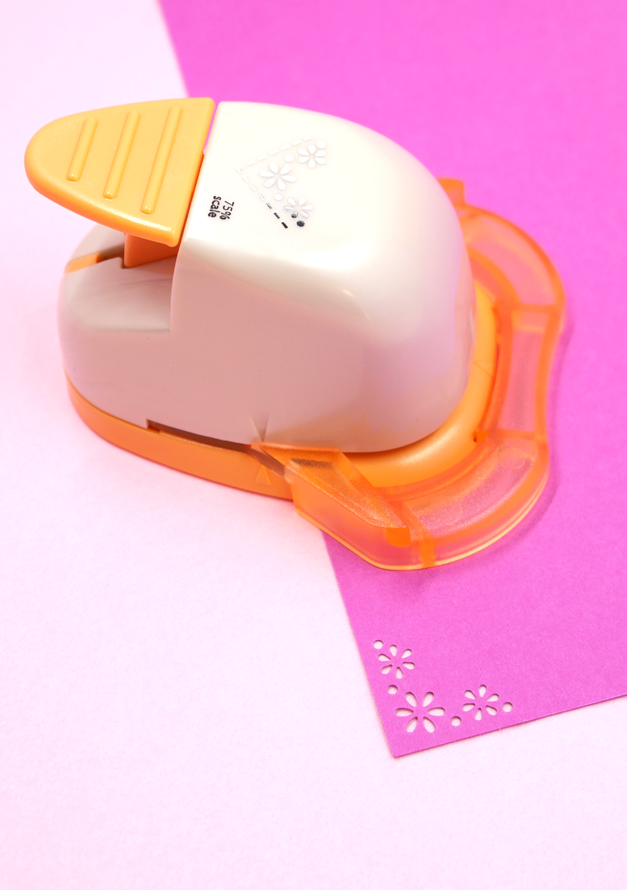 Perforatrice d'angle - Petites fleurs - Kure Punch Corner