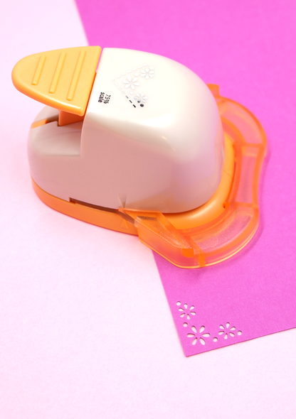 Perforatrice d'angle - Petites fleurs - Kure Punch Corner