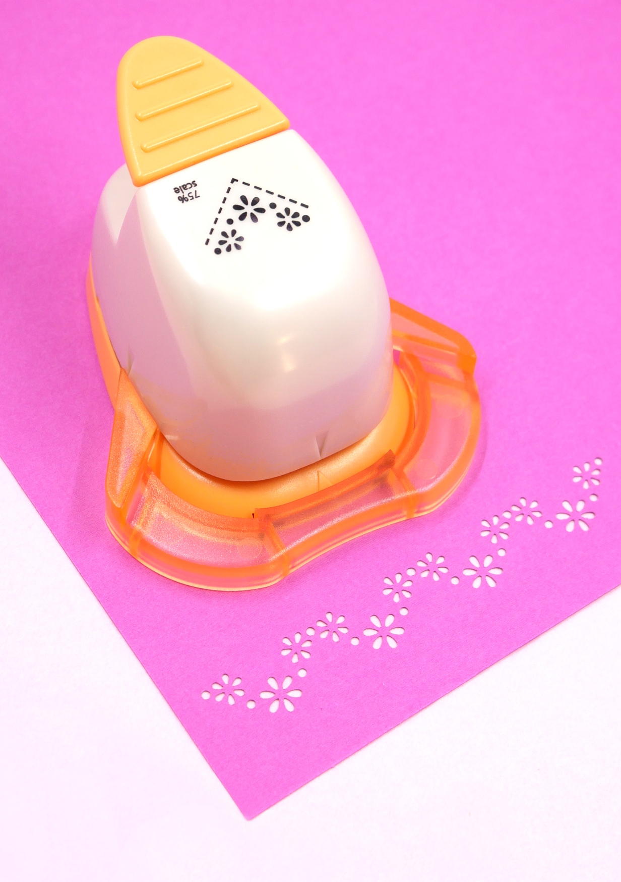 Perforatrice d'angle - Petites fleurs - Kure Punch Corner