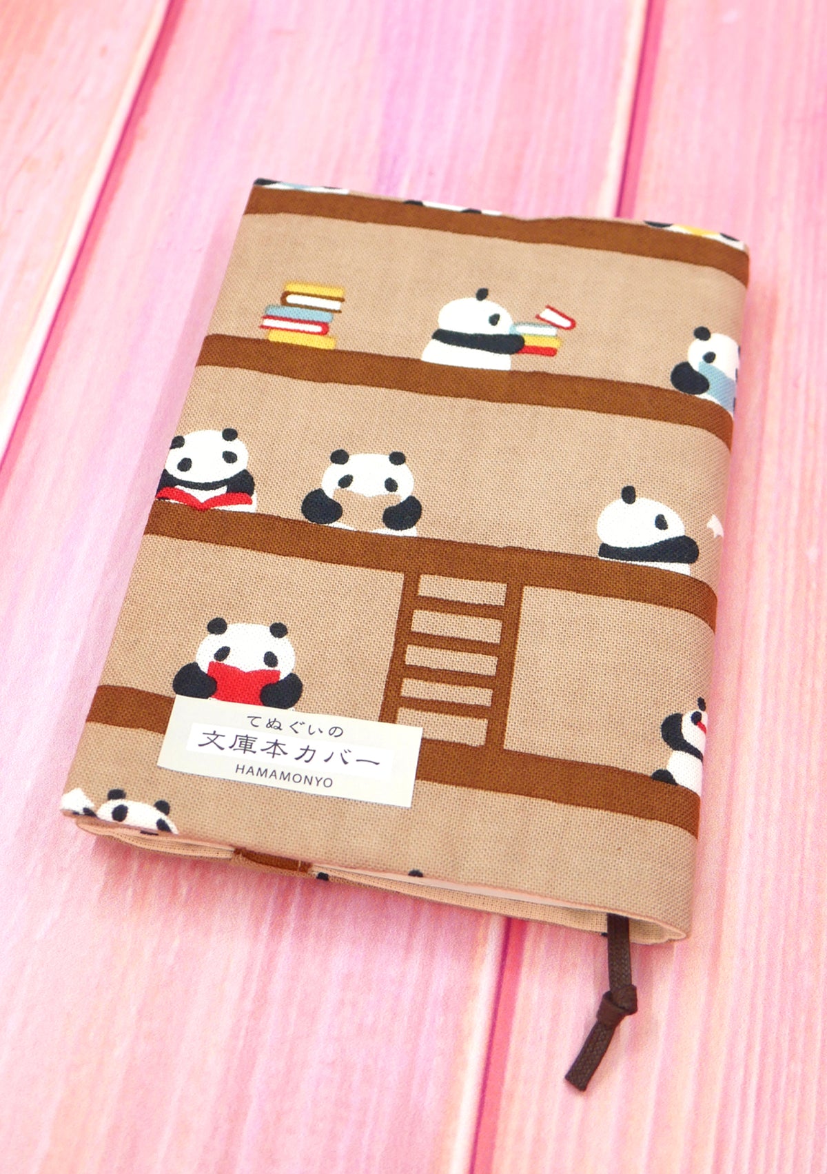 Couverture en tissu pour livre ou carnet - Panda et livres