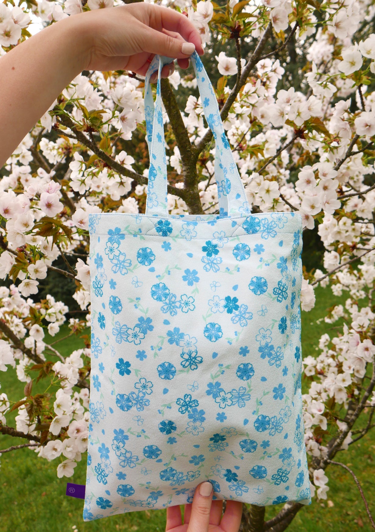 Tote-bag en tissu japonais - Sakura (bleu) et fleurs de cerisiers