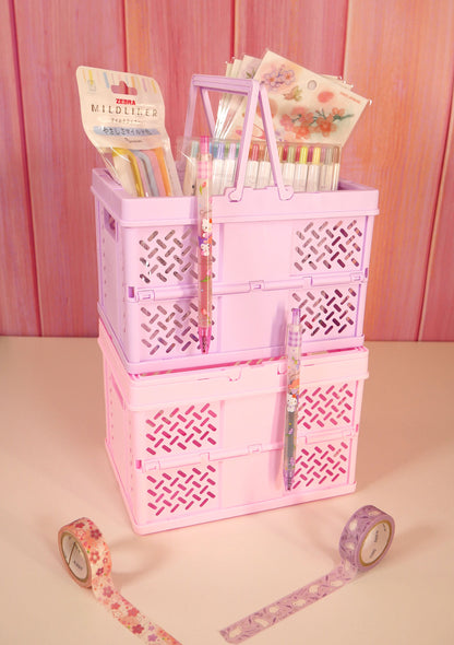 Petit panier kawaii pliable avec des accessoires de papeterie - rose et violet