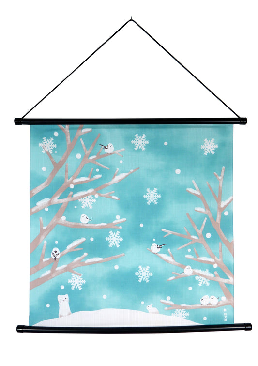 Tissu emballage furoshiki - Forêt enneigée avec petits animaux sous la neige et support mural